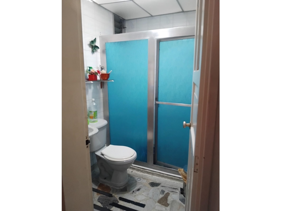 VENDO HERMOSA CASA EN LAURELES — foto 4