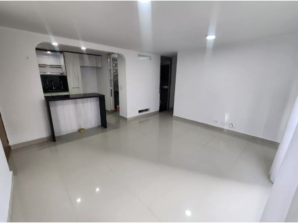 SE VENDE HERMOSO APTO EN BELLO
