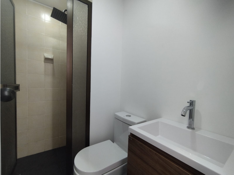 SE VENDE ESPECTACULAR CASA EN RIONEGRO — foto 3