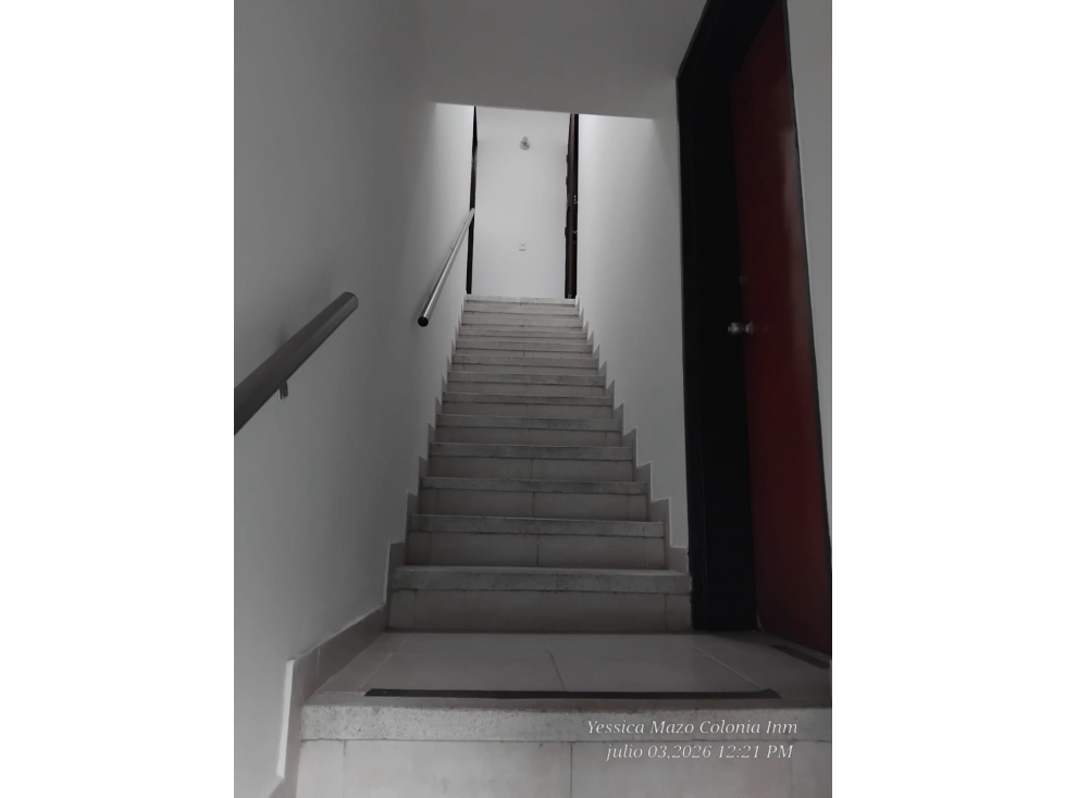 se arrienda apartamento en la avenida bolivariana — foto 2