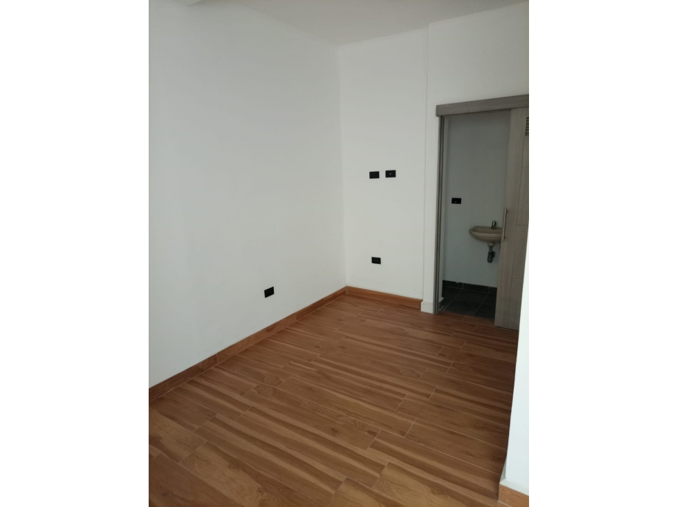 HERMOSO APARTAMENTO EN VENTA EN LAURELES — foto 3