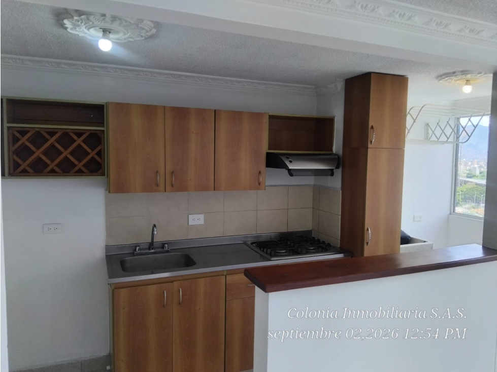 APARTAMENTO EN ARRIENDO LOS COLORES