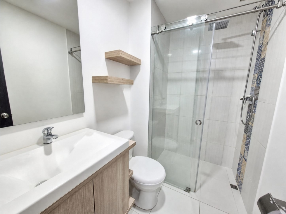 SE VENDE HERMOSO APARTAMENTO ITAGUI — foto 2