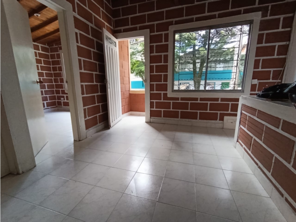 HERMOSO APARTAMENTO EN ARRIENDO CAMPO VALDÉS — foto 4