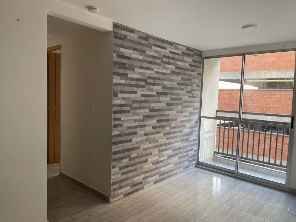 APARTAMENTO EN ARRIENDO BELLO — foto 2