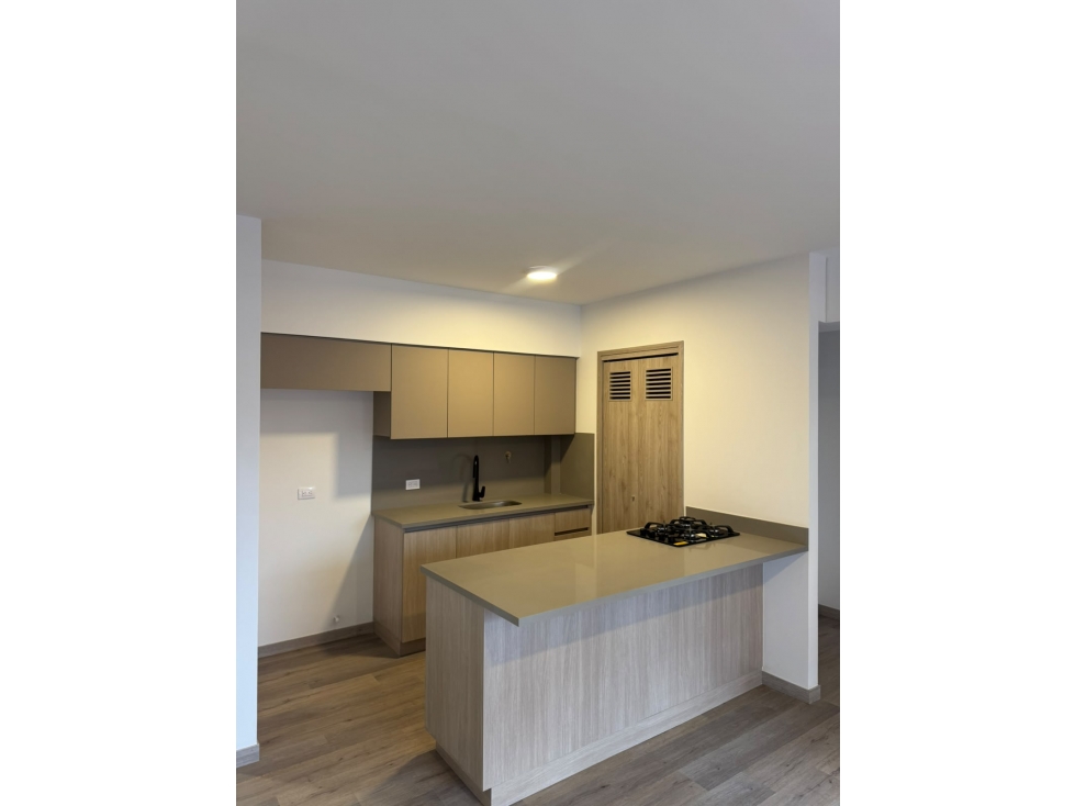 Se arrienda apartamento en ciudad del río — foto 2