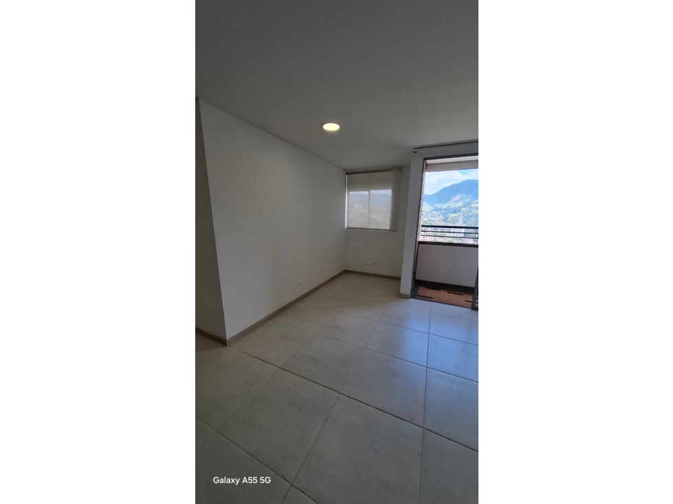 SE ARRIENDA HERMOSO APARTAMENTO EN DITAIRES ITAGUI - 4
