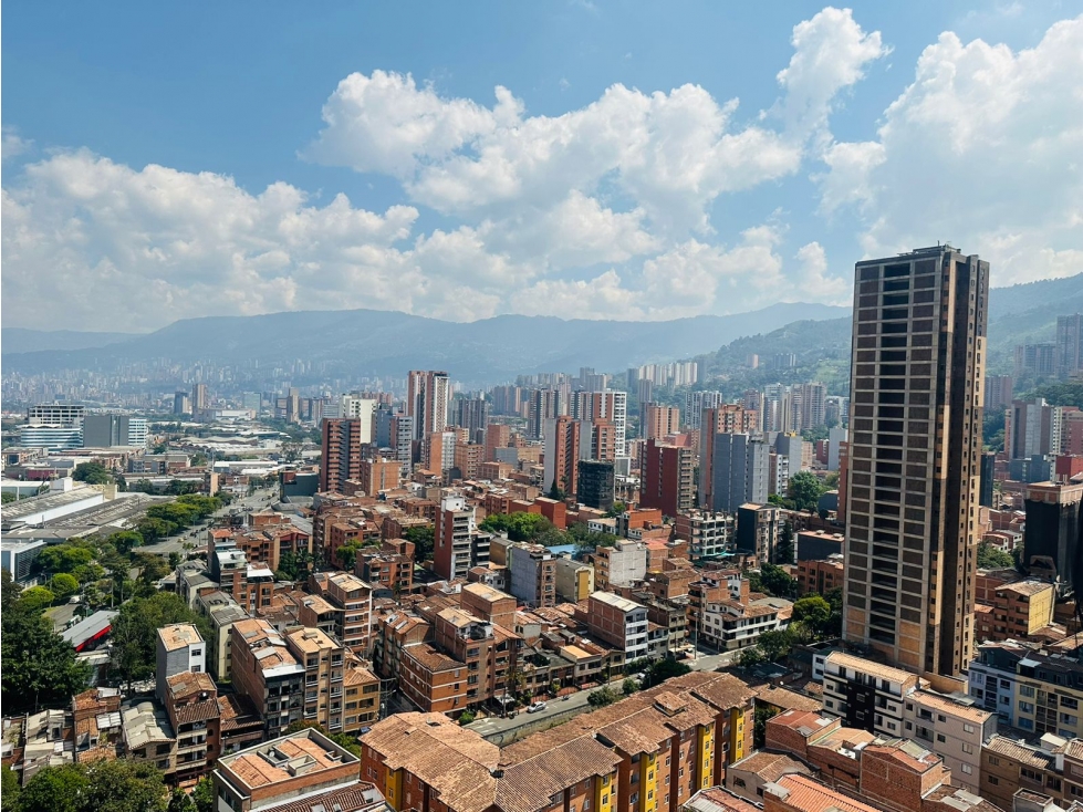 ¡Penthouse en venta en Sabaneta, sector Calle Larga! — foto 2