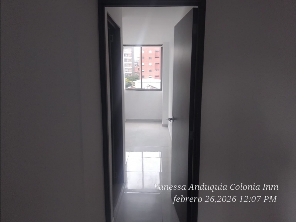 ARRIENDO HERMOSO APTO LAURELES LA CASTELLANA RECIEN REMODELADO — foto 5