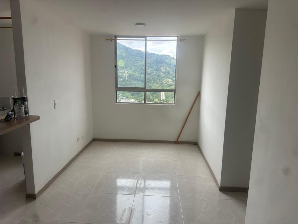 ARRIENDO HERMOSO APARTAMENTO EN SAN ANTONIO DE PRADO — foto 6