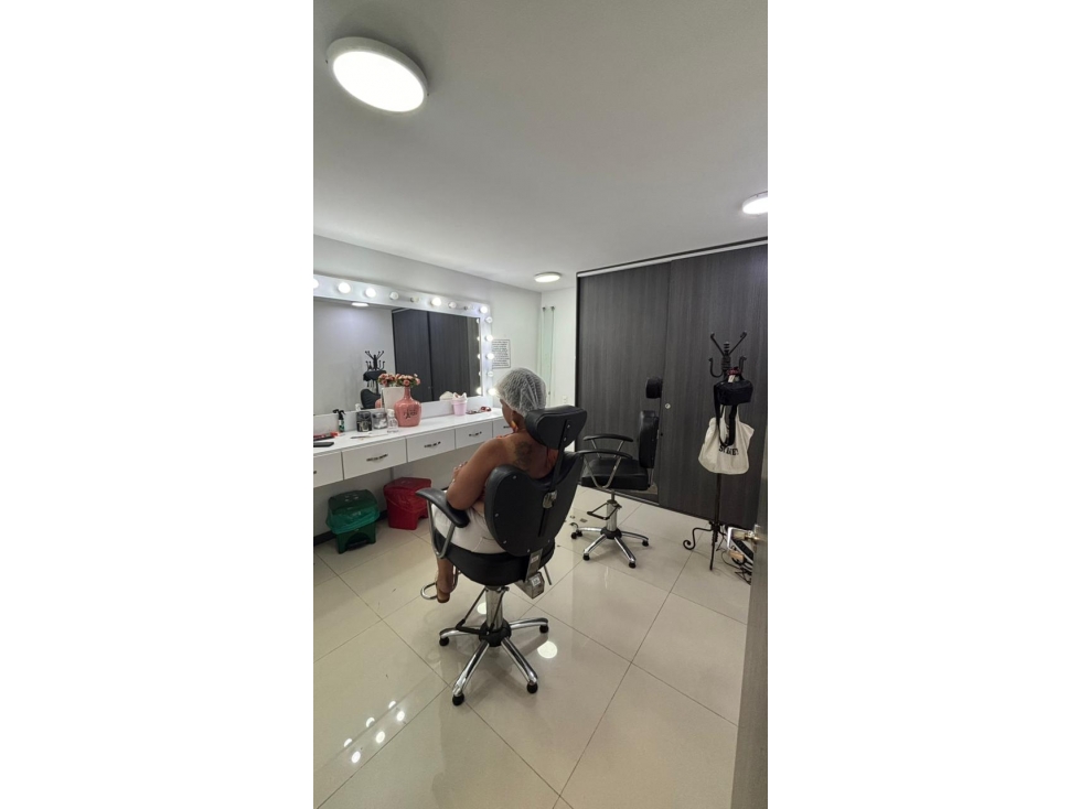 VENDO HERMOSO APARTAMENTO EN SANTA MÓNICA — foto 3