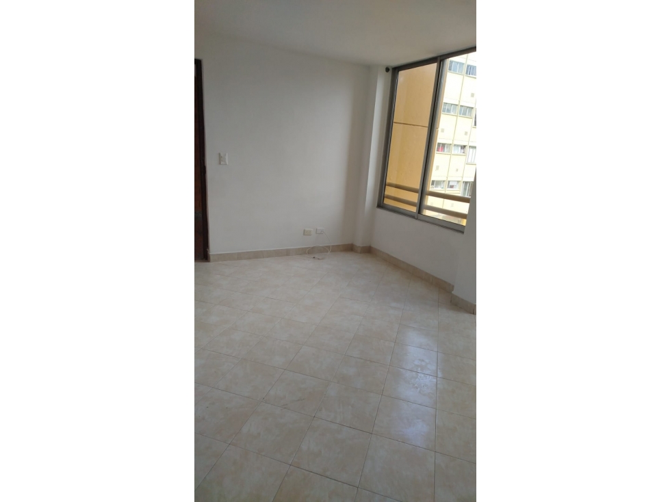 ARRIENDO HERMOSO APTO BELEN GRANADA — foto 4