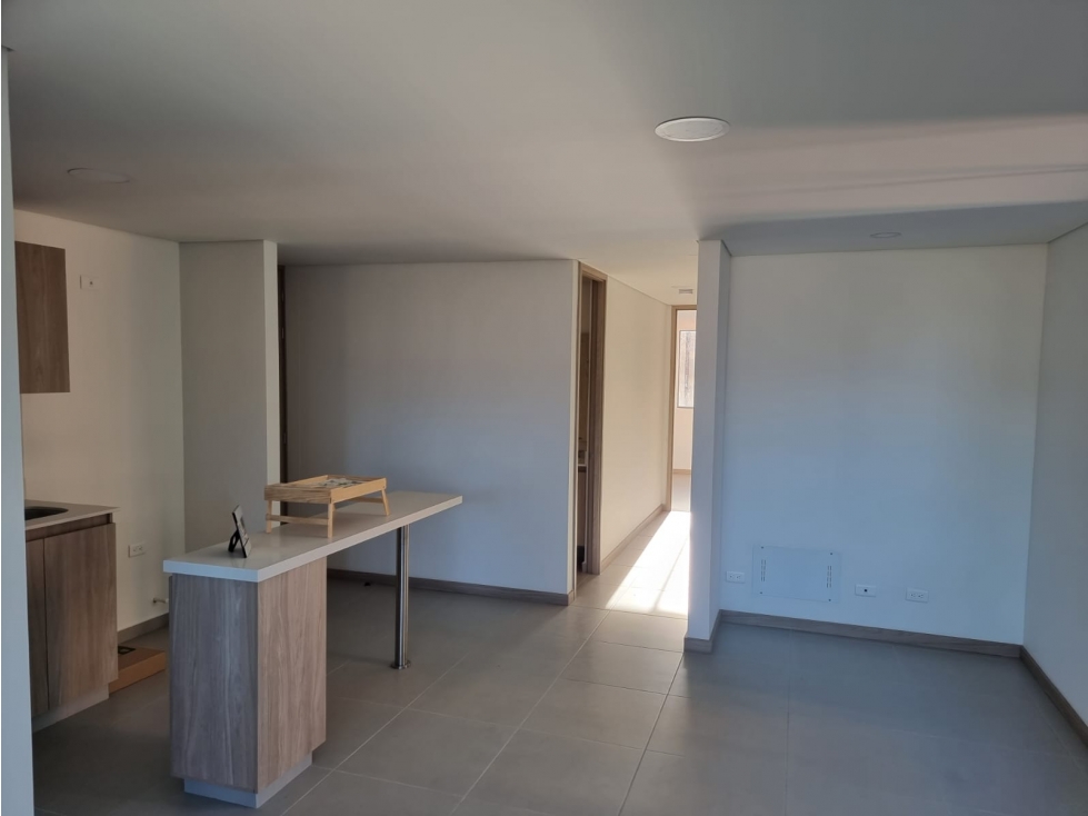 VENDO HERMOSO APARTAMENTO EN ITAGUI — foto 3