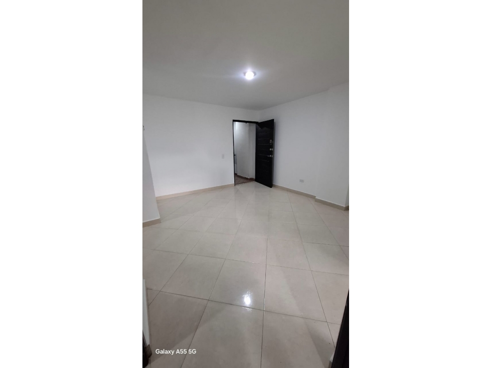 ARRIENDO ESPECTACULAR APARTAMENTO EN LA ESTRELLA — foto 4