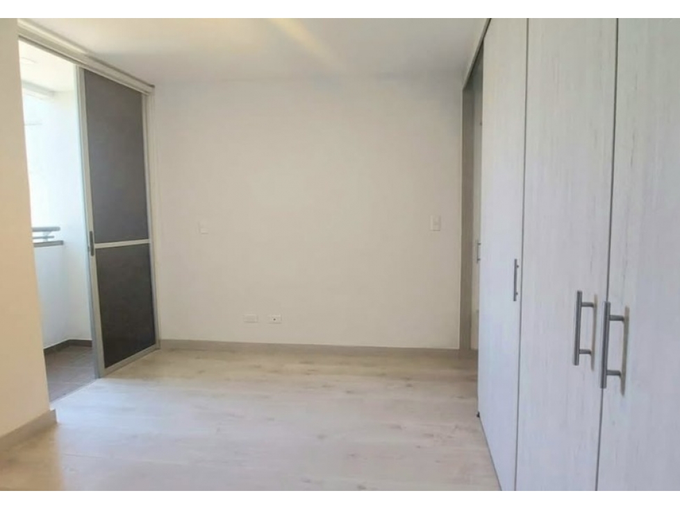 SE ARRIENDA APARTAMENTO SURAMERICA ITAGUI UNIDAD CERRADA — foto 6
