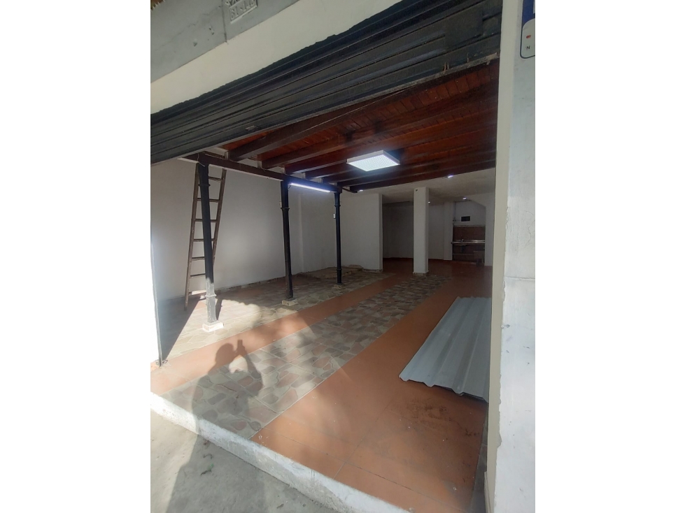 ARRIENDO ESPECTACULAR LOCAL EN ITAGUI — foto 3
