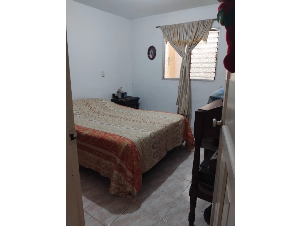 VENDO HERMOSA CASA EN LAURELES — foto 5