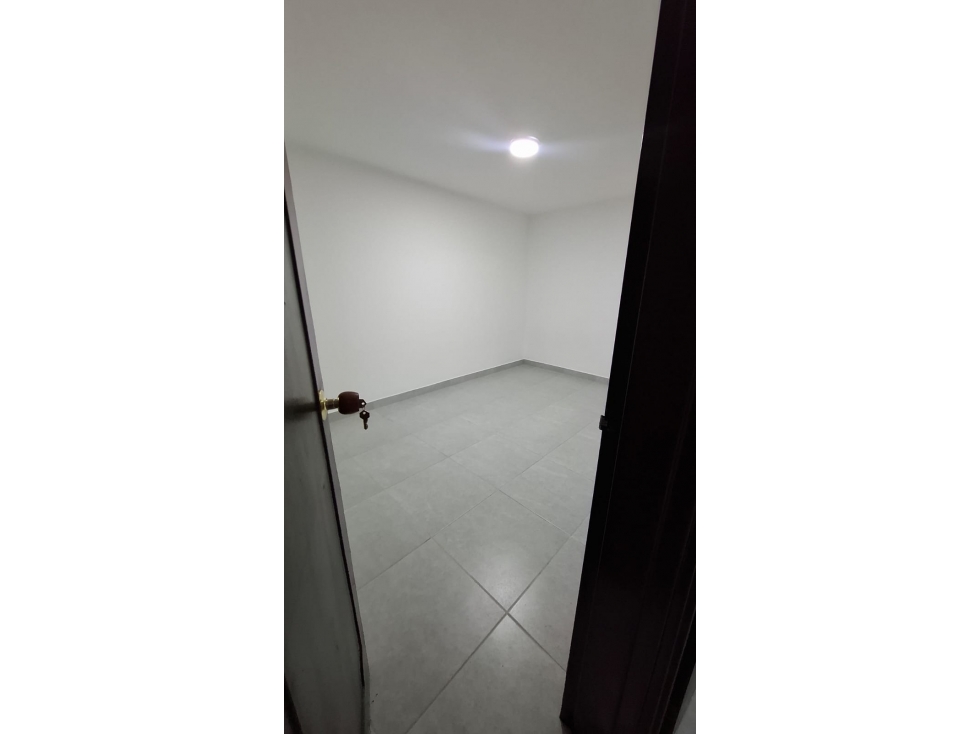 SE VENDE HERMOSA CASA EN ITAGUI CALATRAVA - 6