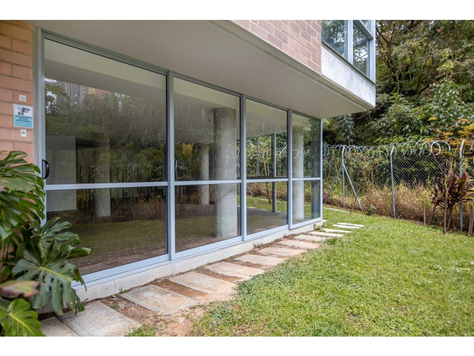 SE VENDE HERMOSO APTO EN SURAMERICA UNIDAD CERRADA COMPLETA — foto 3