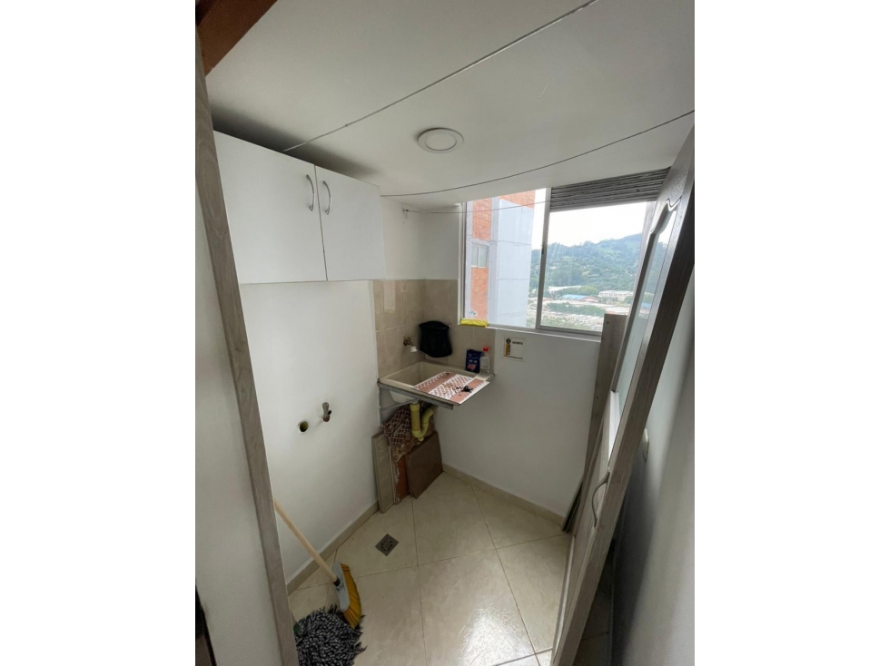 SE ARRIENDA HERMOSO APARTAMENTO EN LA ESTRELLA — foto 5