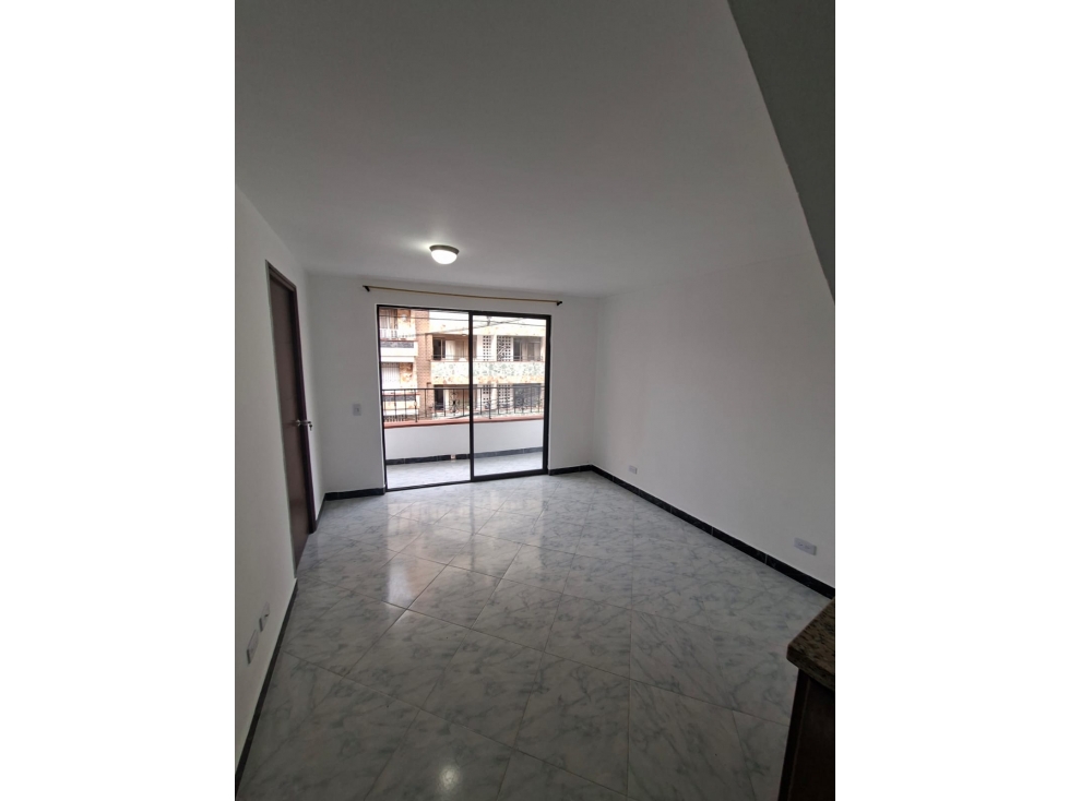 SE ARRIENDA ESPECTACULAR APARTAMENTO EN SABANETA — foto 3