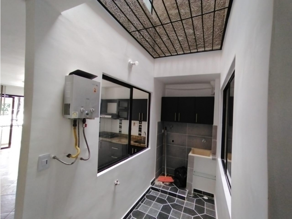 SE ARRIENDO HERMOSO APARTAMENTO EN CAMPO AMOR — foto 3