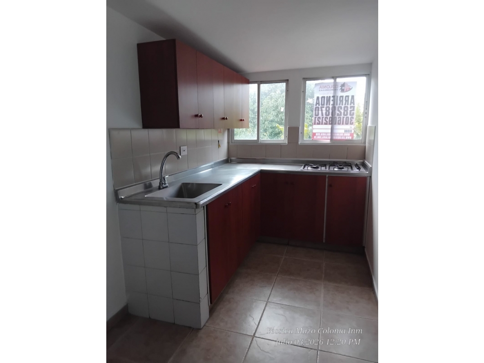 se arrienda apartamento en la avenida bolivariana — foto 3
