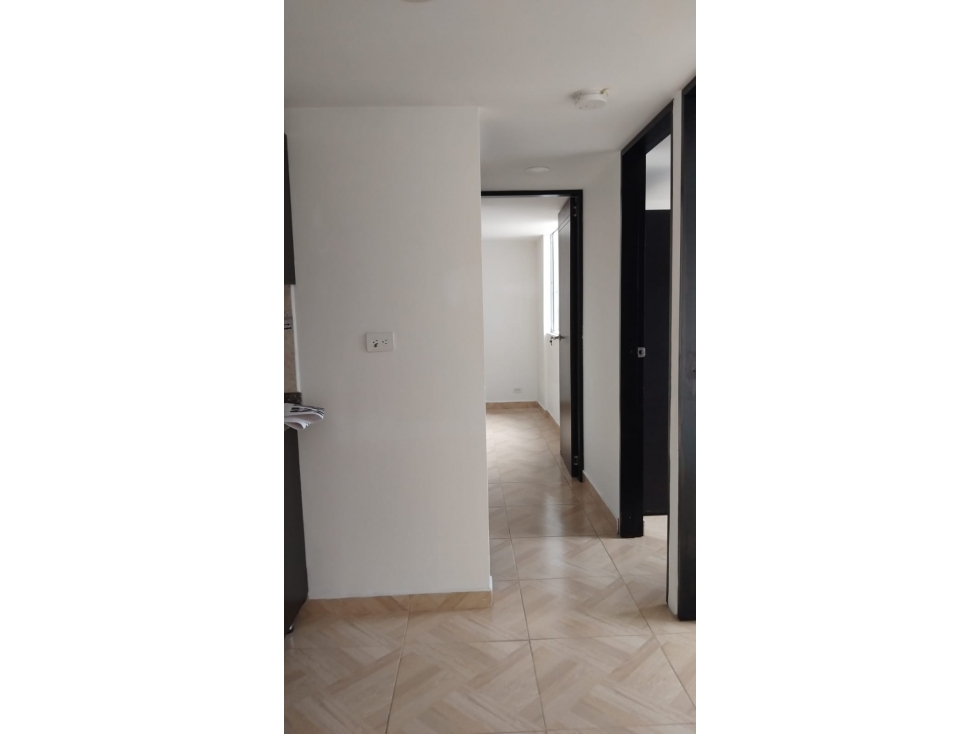 Se arrienda apartamento en loma del indio — foto 3