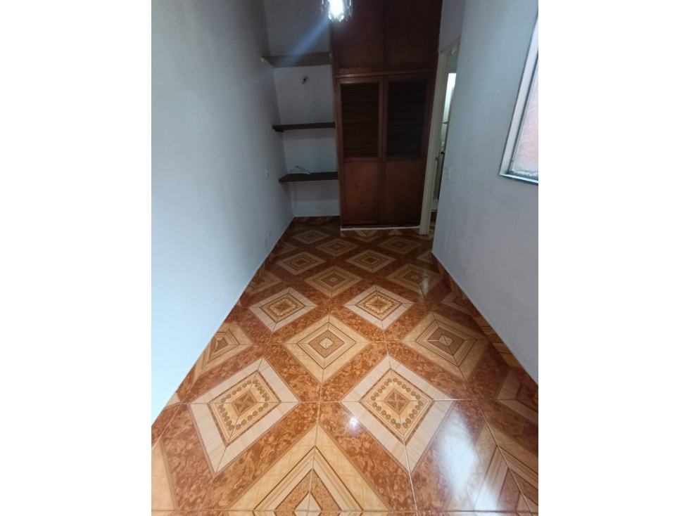 Se arrienda apartamento en la milagrosa — foto 3