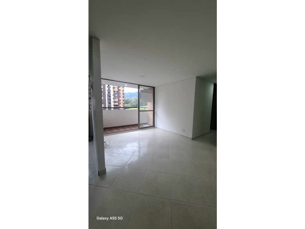 SE ARRIENDA HERMOSO APARTAMENTO EN LA ESTRELLA — foto 4