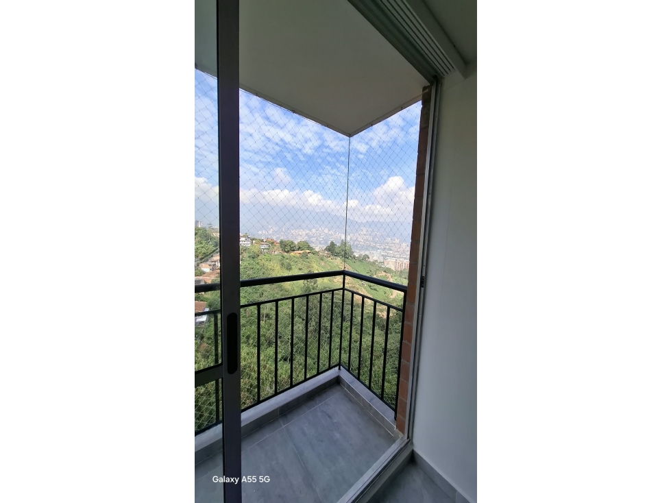 SE ARRIENDA HERMOSO APARTAMENTO EN SABANETA MARIA AUXILIADORA - 4