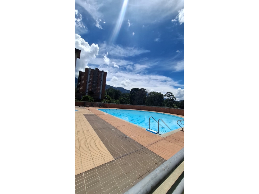 SE ARRIENDA ESPECTACULAR APARTAMENTO EN ITAGUI SURAMERICA — foto 2