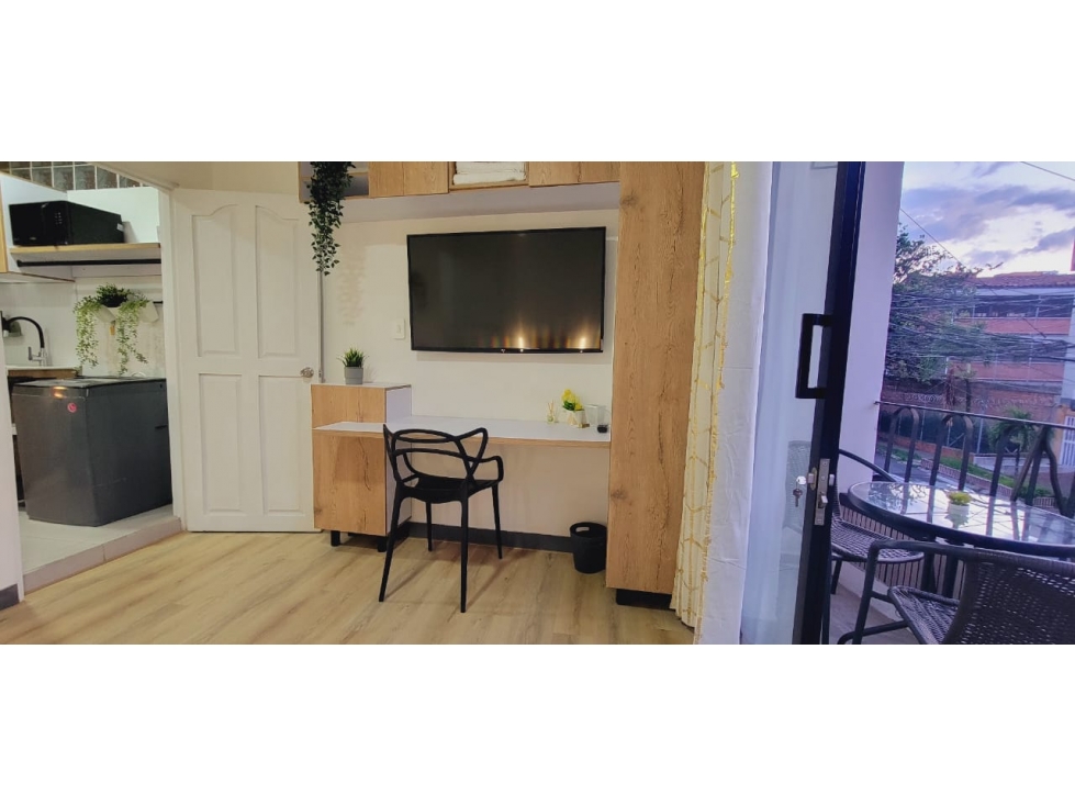 ¡SE VENDE HERMOSO APTO ESTUDIO AMOBLADO EN LAURELES!