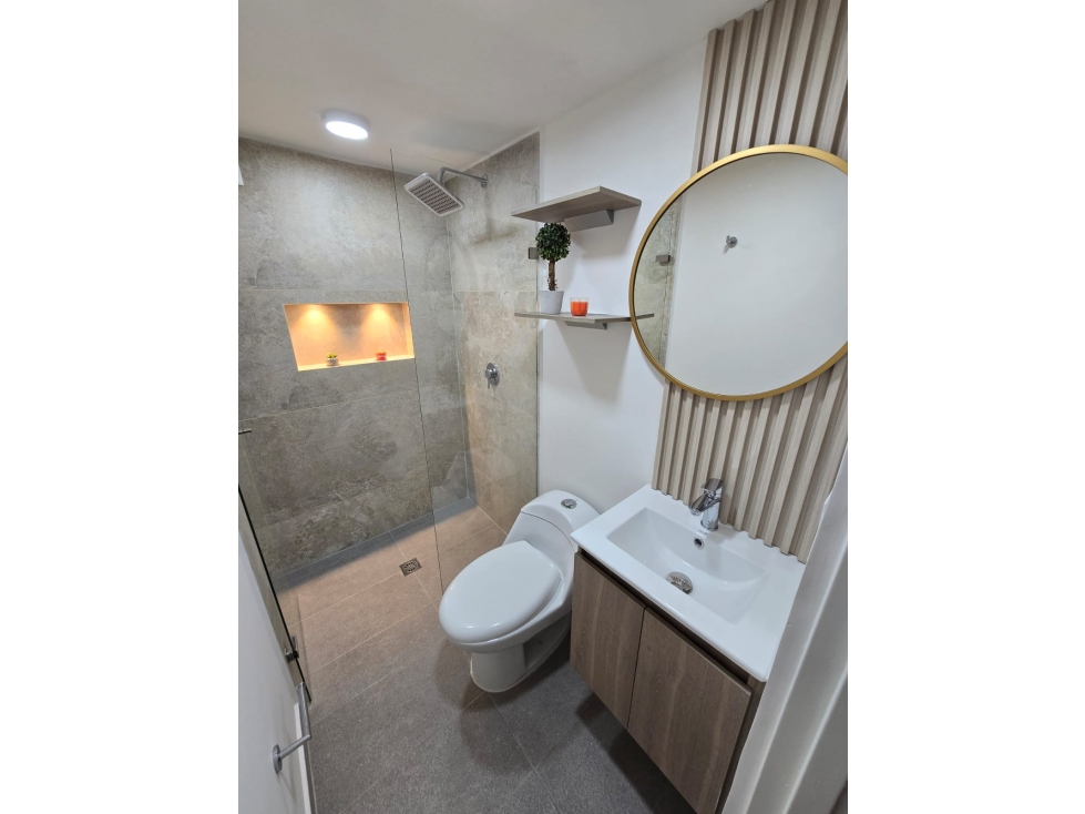 Se vende hermoso apartamento en Laureles — foto 6