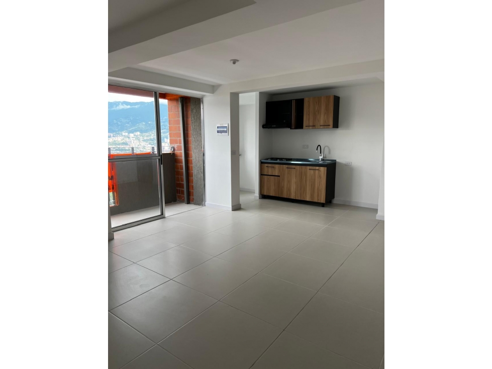 VENDO HERMOSO APARTAMENTO EN ITAGÜÍ CON VISTA INCREIBLE A LA CIUDAD