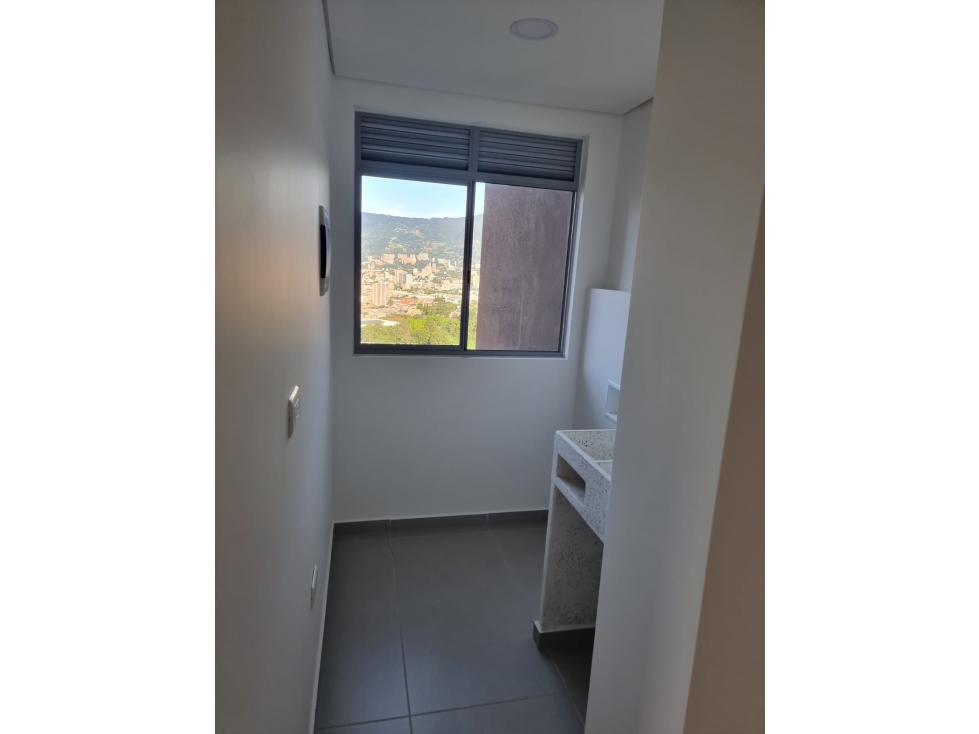 VENDO HERMOSO APARTAMENTO EN ITAGUI — foto 4