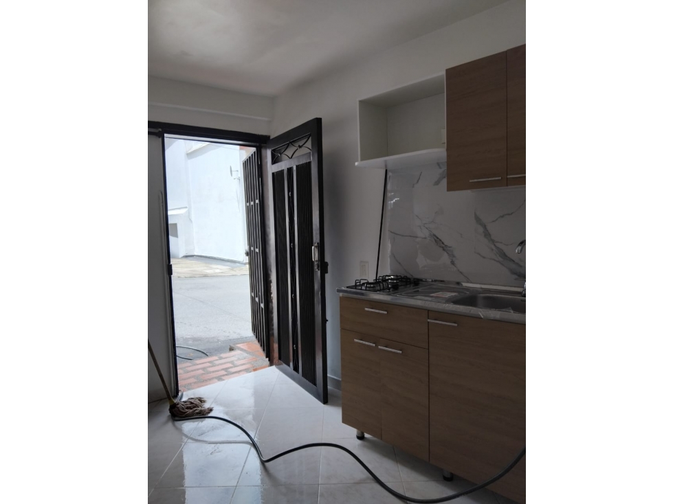 ARRIENDO DE HERMOSO APARTAESTUDIO LA AMERICA — foto 4