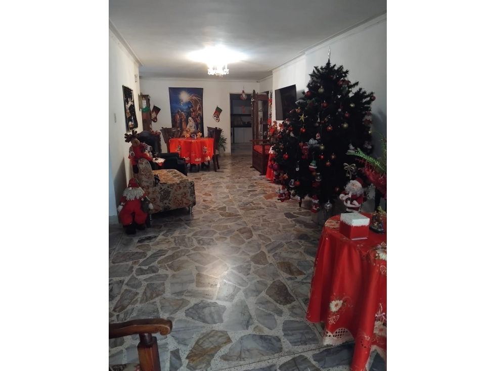 VENDO HERMOSA CASA EN LAURELES — foto 6