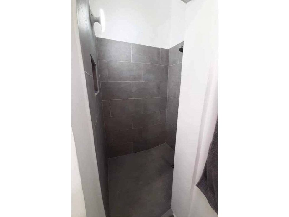 SE VENDE MARAVILLOSA CASA EN LAURELES — foto 5
