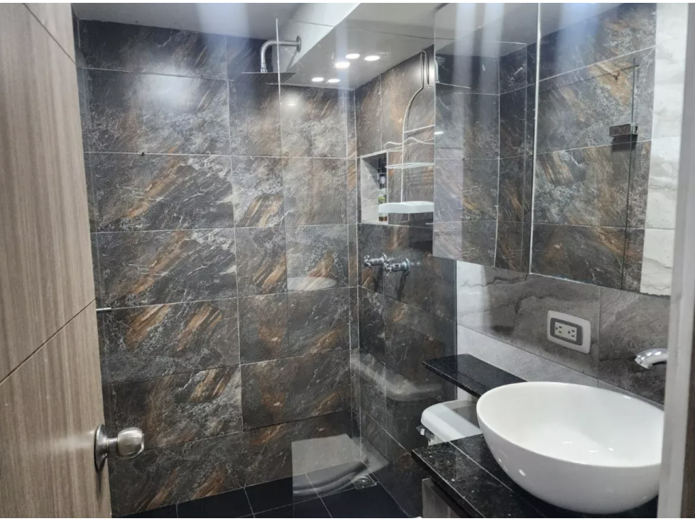 SE VENDE HERMOSO APTO EN BELLO — foto 5