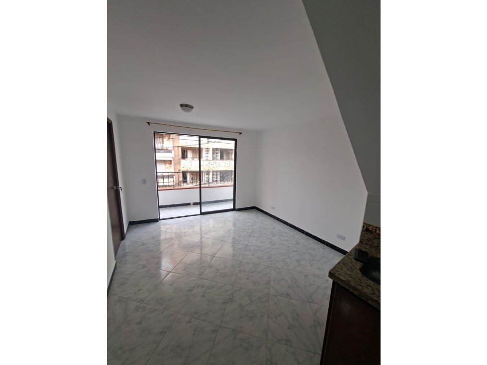 SE ARRIENDA ESPECTACULAR APARTAMENTO EN SABANETA — foto 4