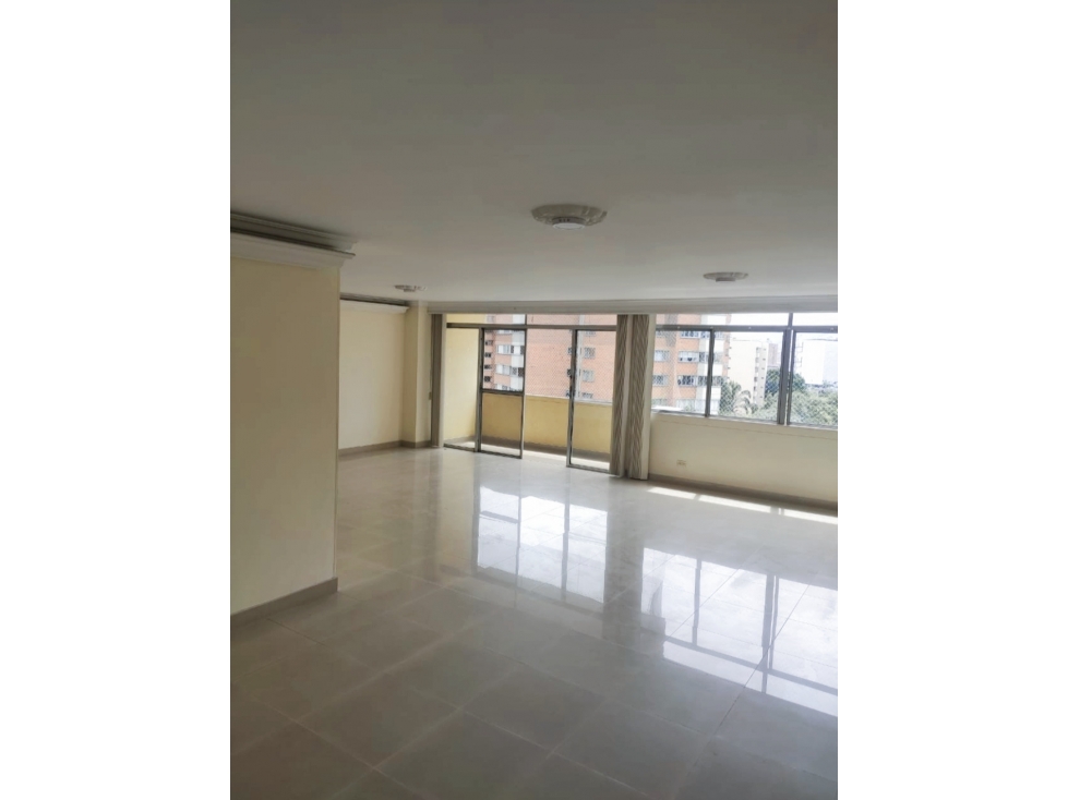 SE ARRIENDA HERMOSO APARTAMENTO EN LAURELES — foto 5