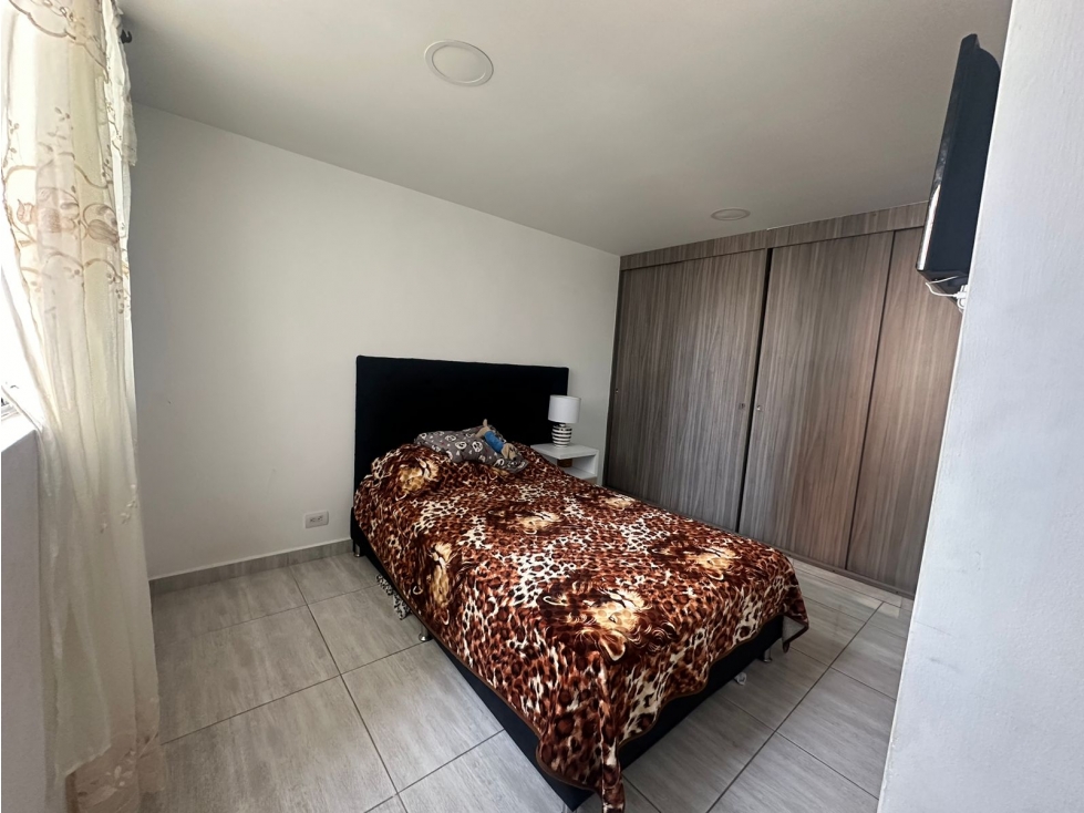 SE ARRIENDA BELLO APARTAMENTO EN ROBLEDO — foto 5