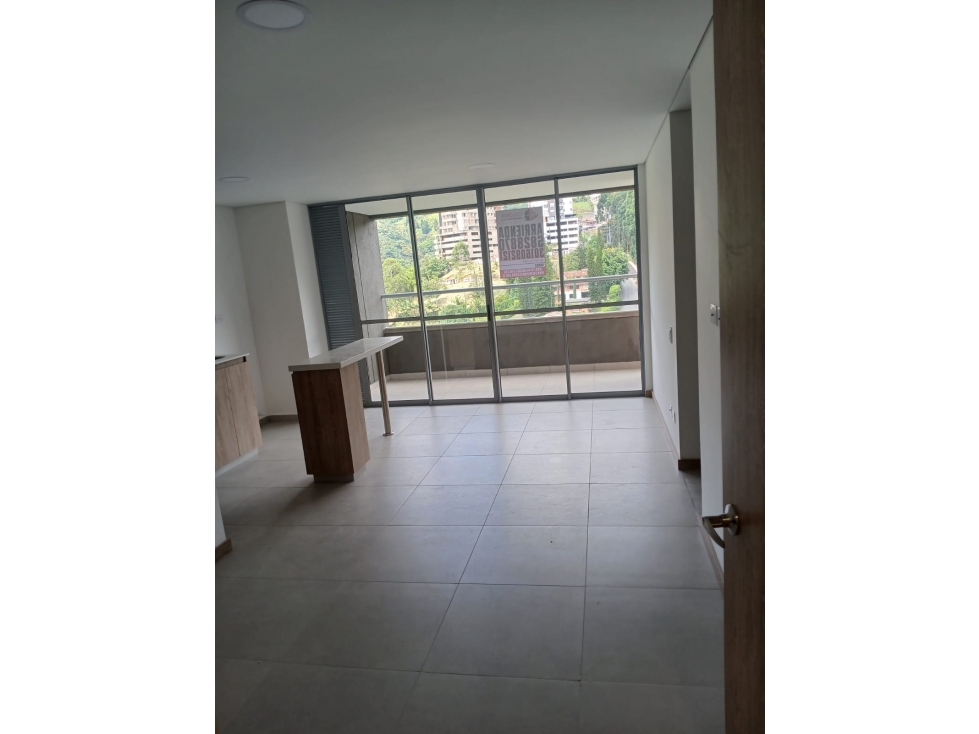 SE ARRIENDA ESPECTACULAR APARTAMENTO EN ENVIGADO — foto 3