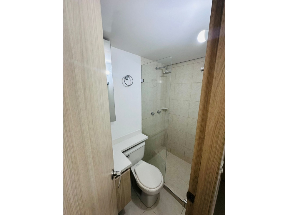 VENDO HERMOSO APARTAMENTO EN ROBLEDO PAJARITO — foto 5