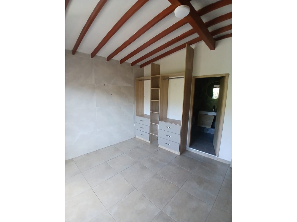 SE ARRIENDA ESPECTACULAR APARTAMENTO EN EL LIMONAR — foto 4