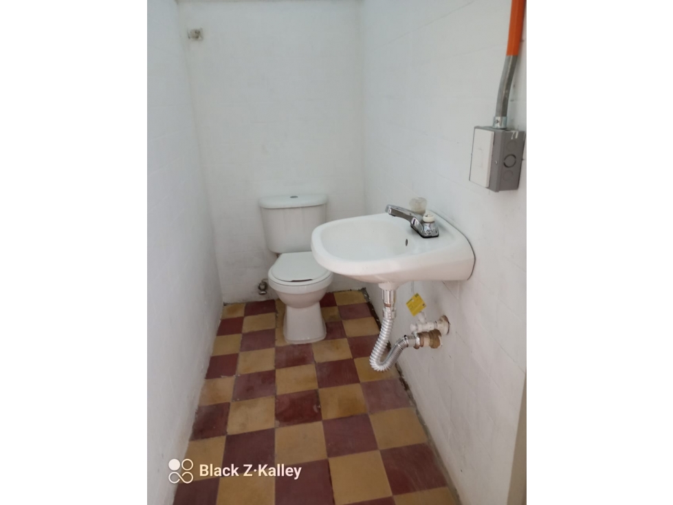 LOCAL EN ARRIENDO BELÉN GRANADA - 4