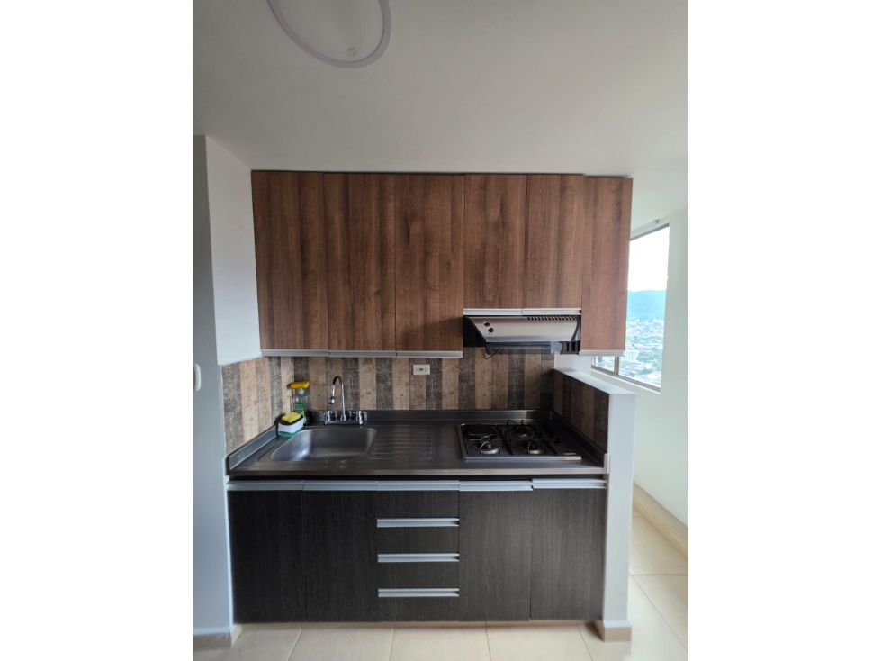 Se arrienda apartamento en loma del indio — foto 4