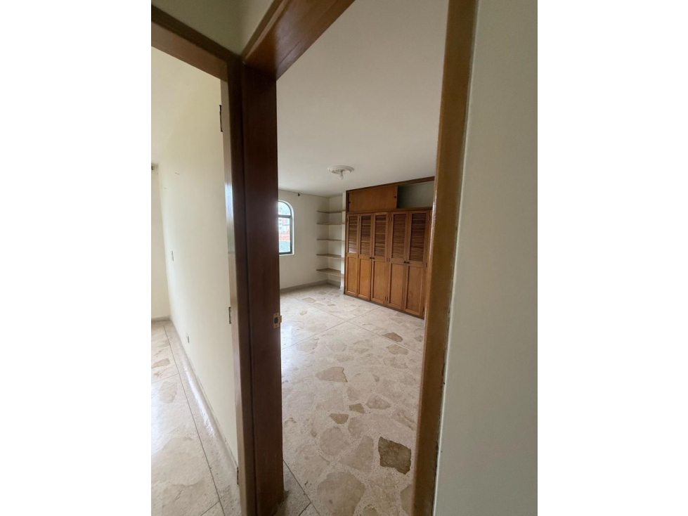 SE ARRIENDA HERMOSO APTO EN LAURELES SIMON BOLIVAR — foto 6