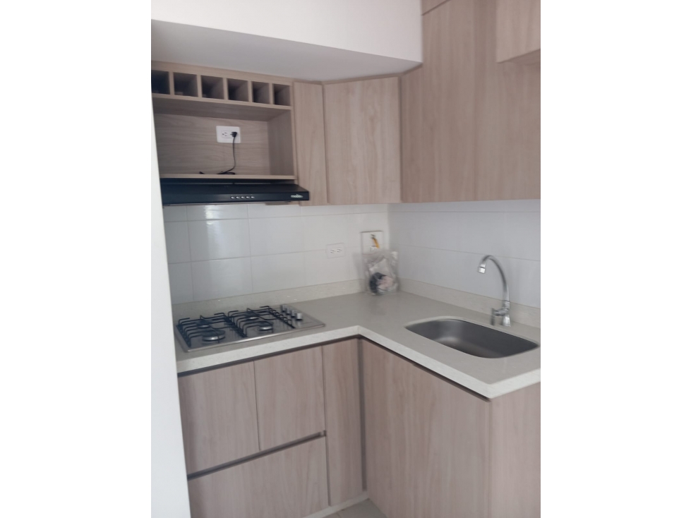 SE VENDE HERMOSO APARTAMENTO EN ROBLEDO PAJARITO